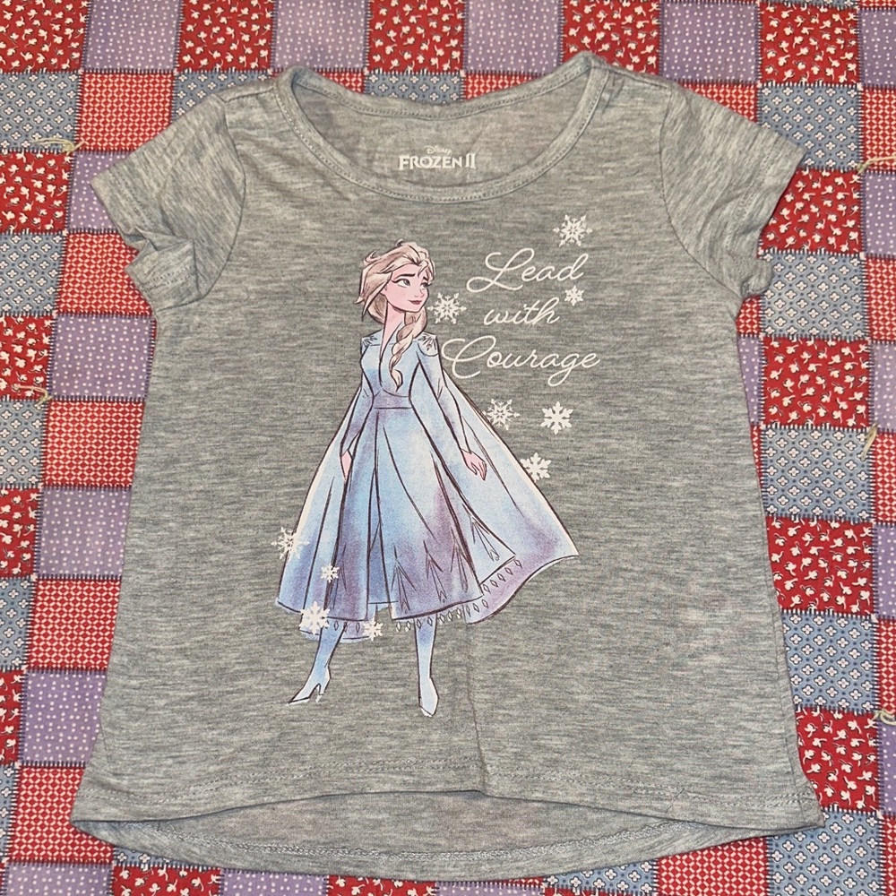 Disney Frozen II Gray T-Shirt with Character Design